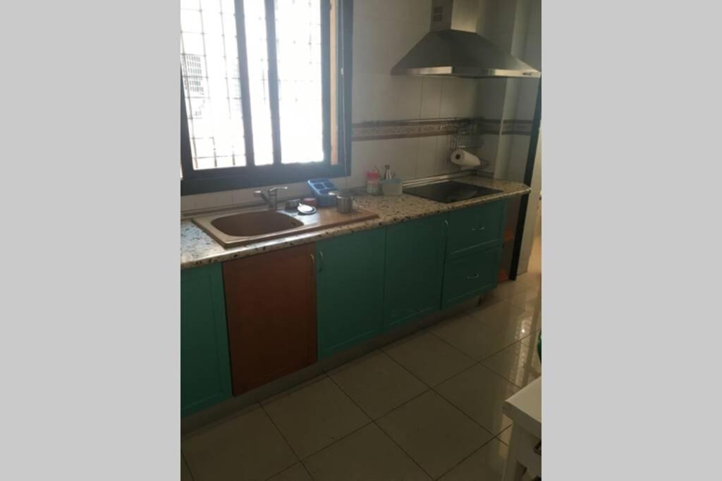 Confortable-Tranquilo Apartamento Junto Al Centro Málaga Kültér fotó