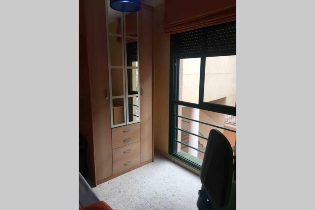 Confortable-Tranquilo Apartamento Junto Al Centro Málaga Kültér fotó